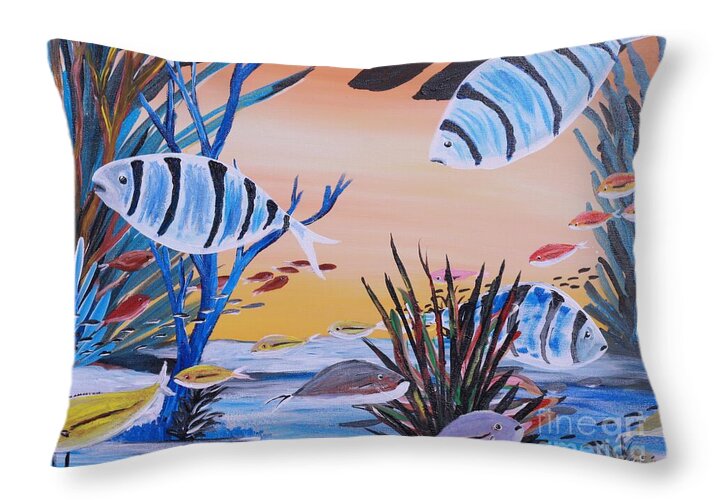 Vibrant Underwater Fish Scene - Throw Pillow