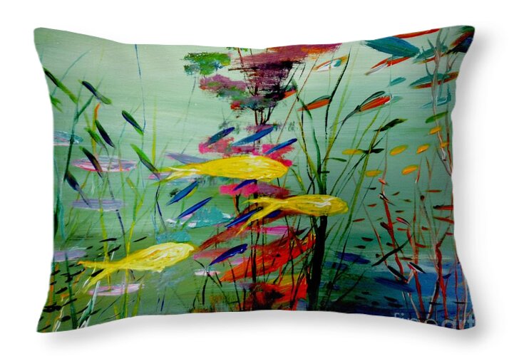 Yellow Fish Aquarium - Throw Pillow